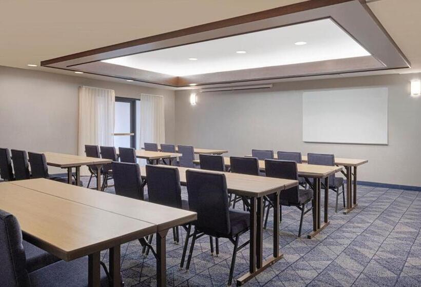 בית מלון כפרי Courtyard Salt Lake City Airport