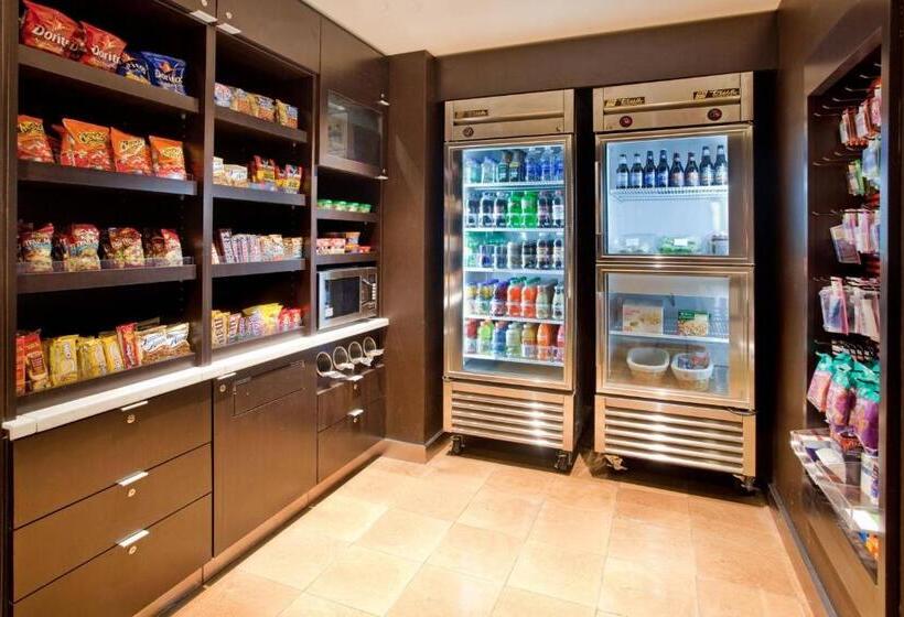 בית מלון כפרי Courtyard Salt Lake City Airport