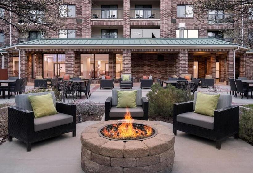 בית מלון כפרי Courtyard Salt Lake City Airport