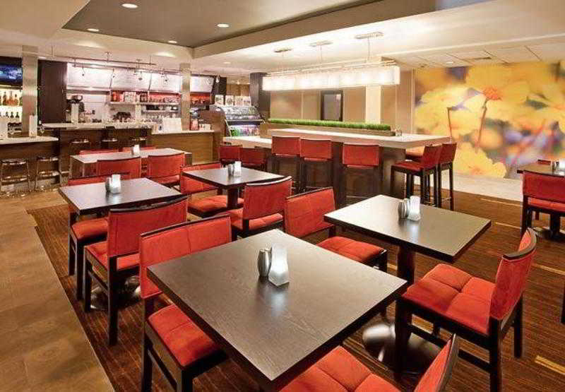 בית מלון כפרי Courtyard Salt Lake City Airport