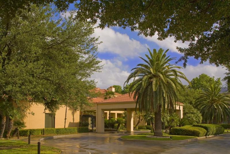 בית מלון כפרי Courtyard By Marriott San Antonio Downtown