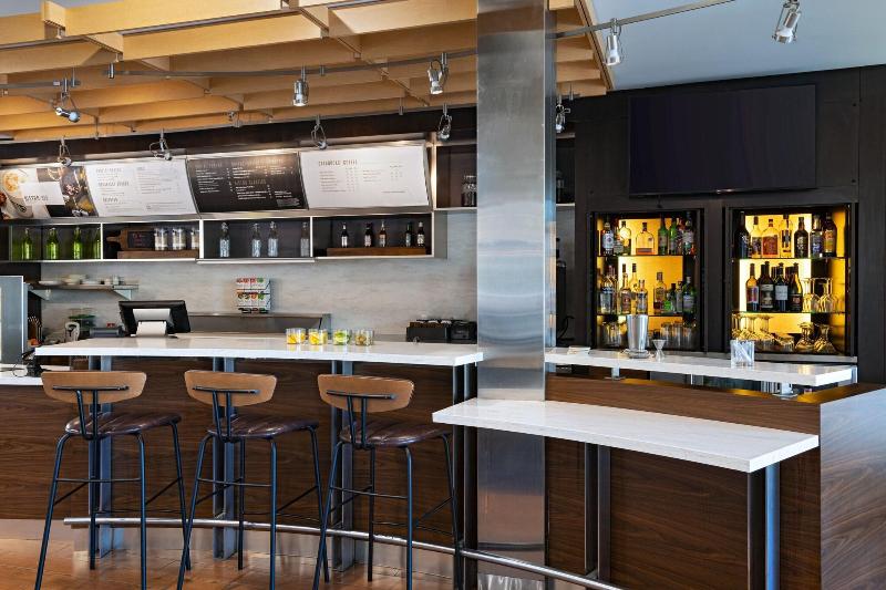 בית מלון כפרי Courtyard By Marriott San Antonio Downtown