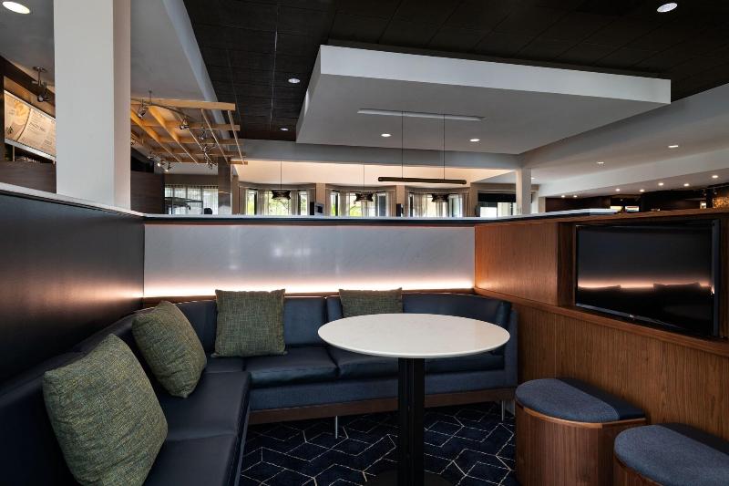 בית מלון כפרי Courtyard By Marriott San Antonio Downtown