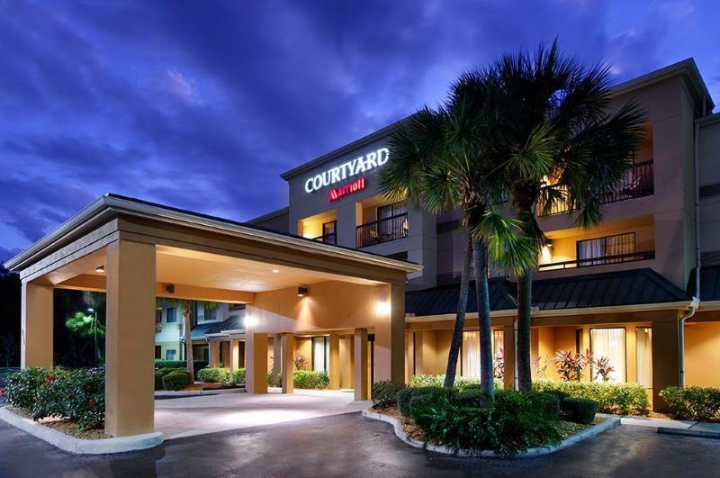 فندق Courtyard Sarasota Bradenton Airport