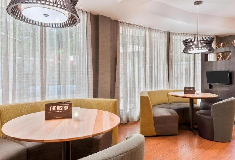 فندق Courtyard Sarasota Bradenton Airport