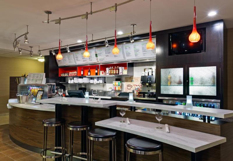 هتل Courtyard Mishawaka University Area