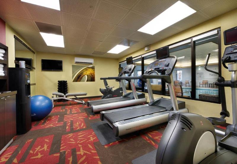 هتل Courtyard Mishawaka University Area