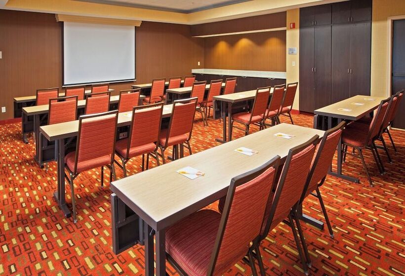 هتل Courtyard Mishawaka University Area