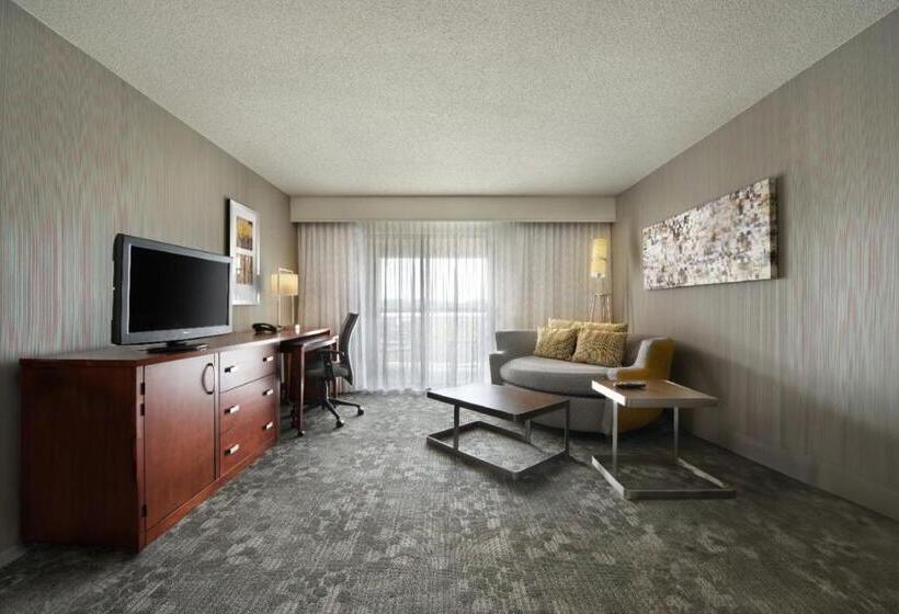 هتل Courtyard Mishawaka University Area