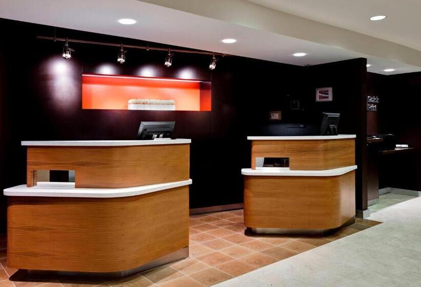 هتل Courtyard Mishawaka University Area