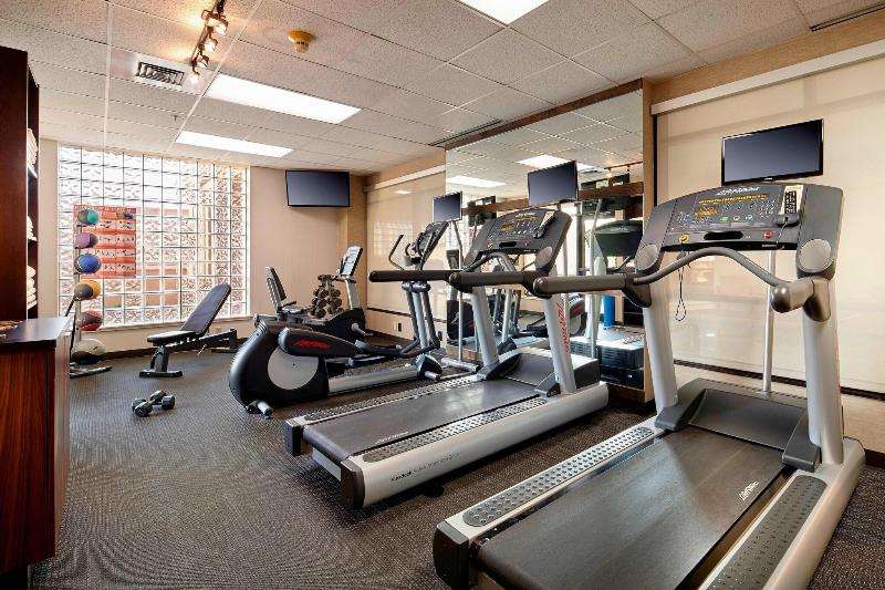 호텔 Courtyard By Marriott State College
