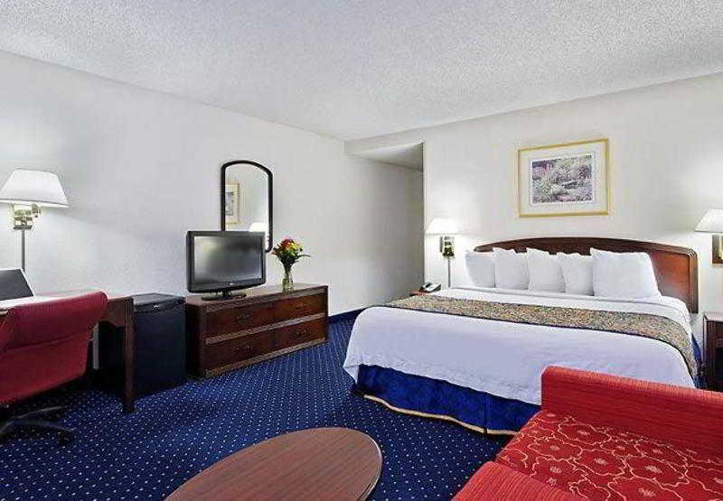 فندق Courtyard Tampa Brandon