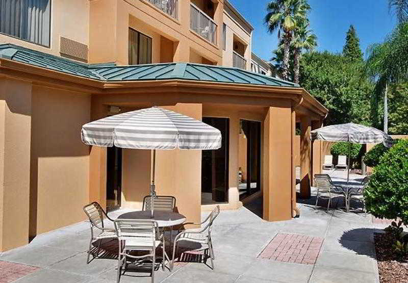 فندق Courtyard Tampa Brandon