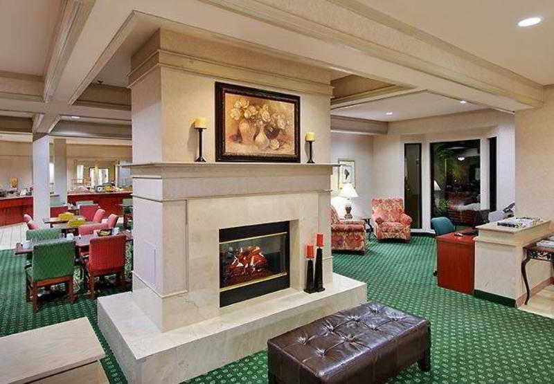 فندق Courtyard Tampa Brandon