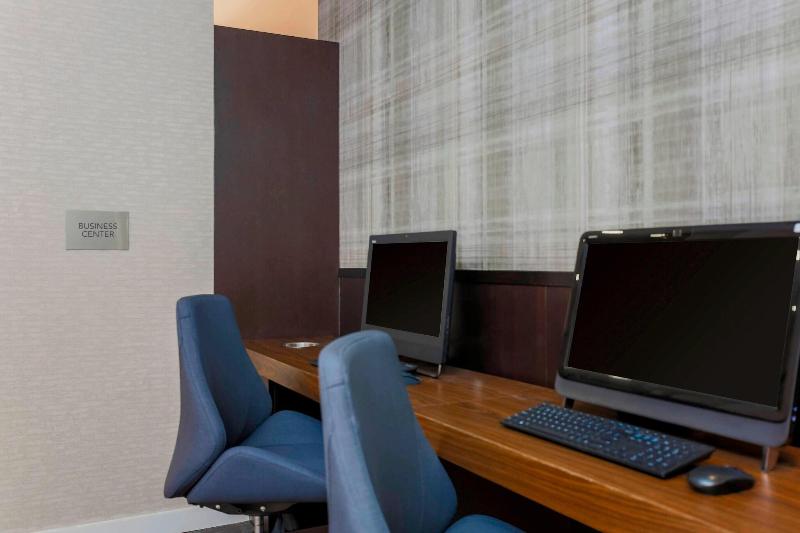 فندق Courtyard Tampa Brandon