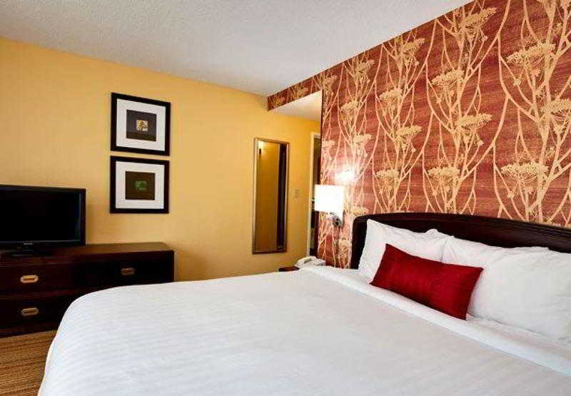 فندق Courtyard Tampa Brandon