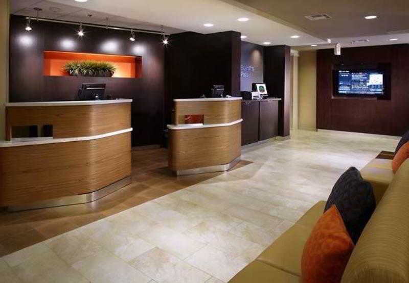 ホテル Courtyard By Marriott Tulsa Central