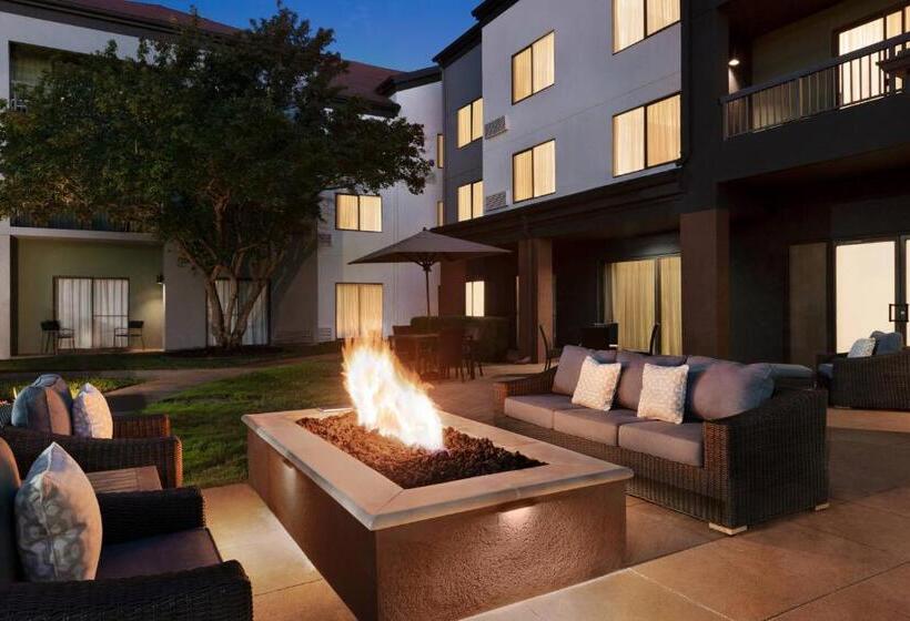 ホテル Courtyard By Marriott Tulsa Central