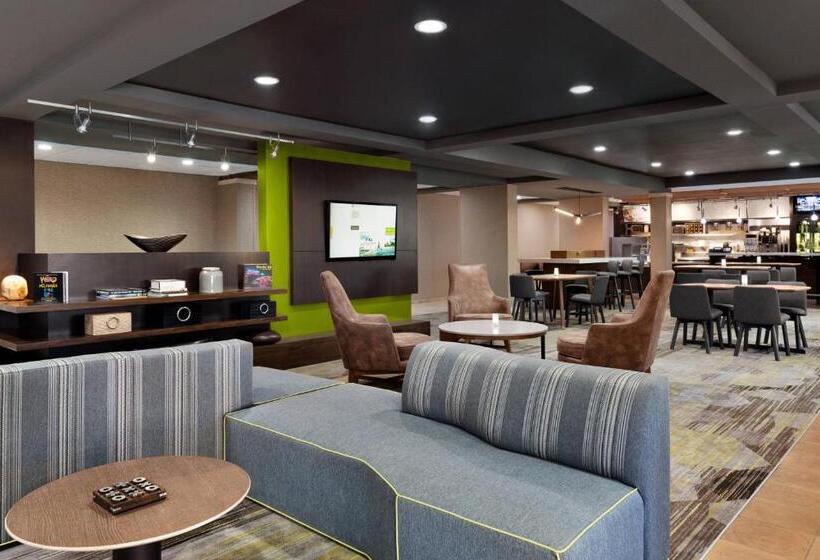 فندق Courtyard By Marriott Tulsa Central
