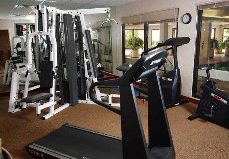 ホテル Courtyard By Marriott Tulsa Central