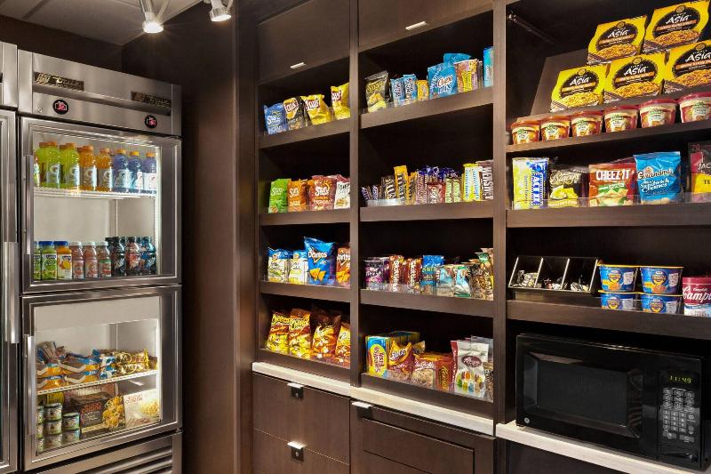 ホテル Courtyard By Marriott Tulsa Central