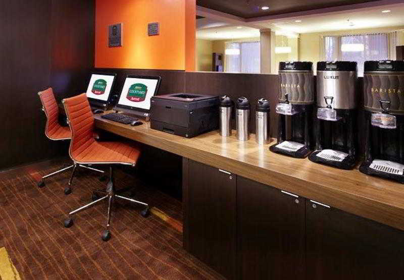 ホテル Courtyard By Marriott Tulsa Central