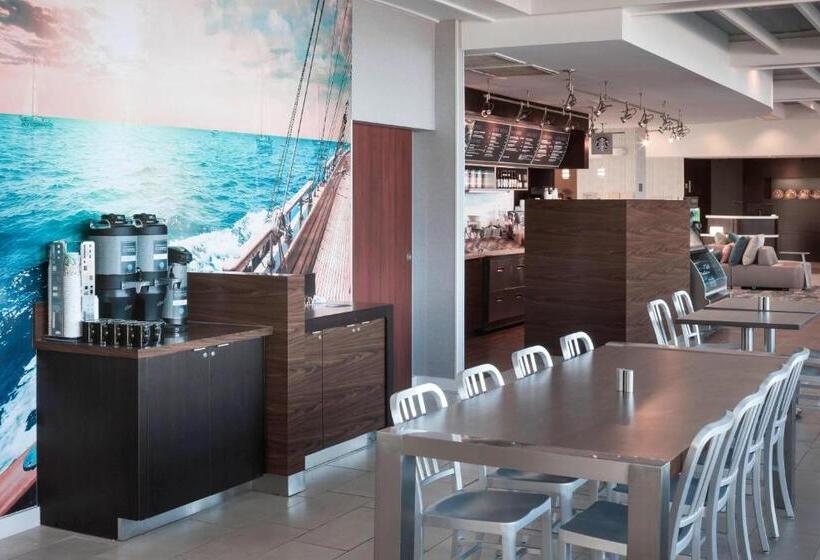 호텔 Courtyard Virginia Beach Oceanfront/south