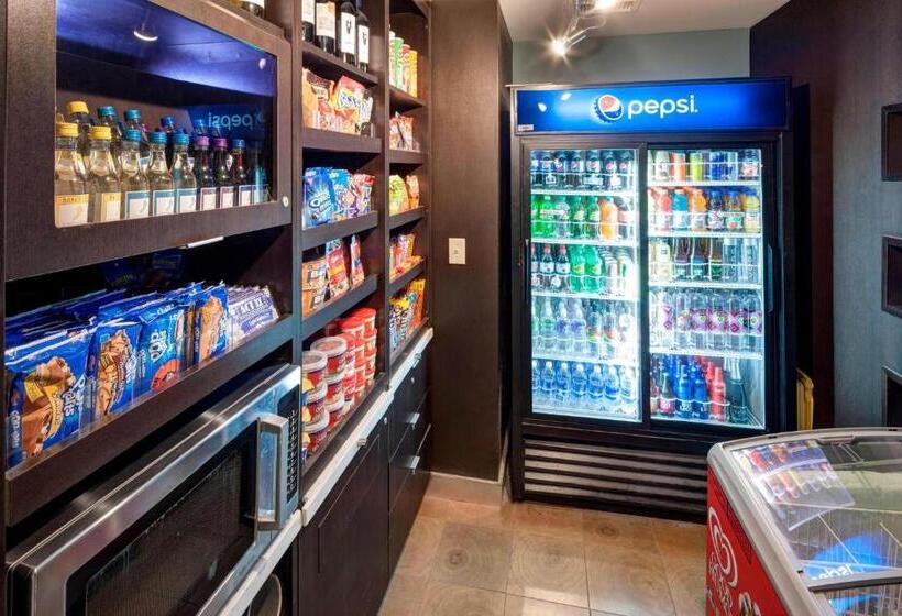 호텔 Courtyard Virginia Beach Oceanfront/south