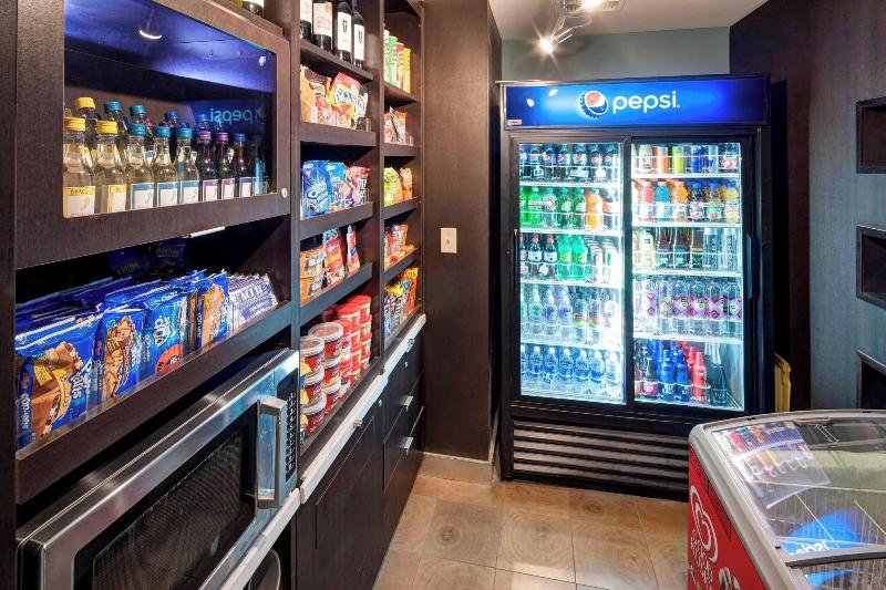 호텔 Courtyard Virginia Beach Oceanfront/south