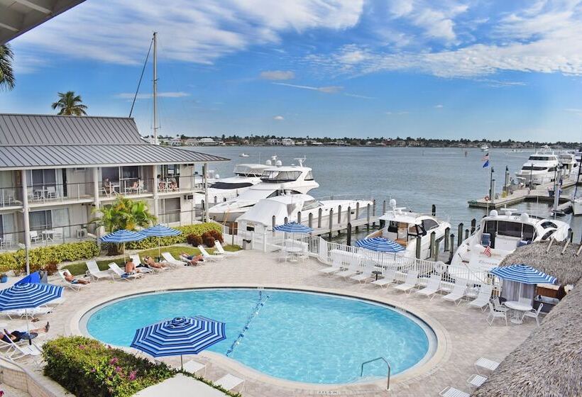 فندق Cove Inn On Naples Bay