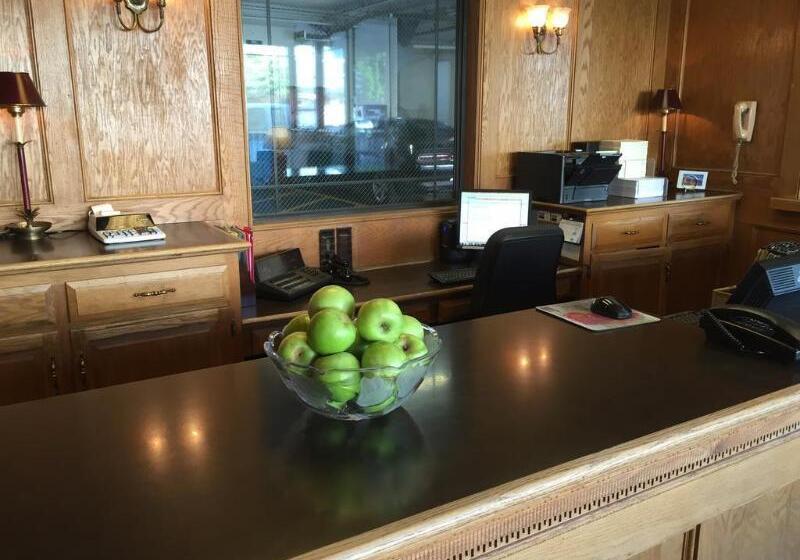 בית מלון כפרי Coventry Motor Inn