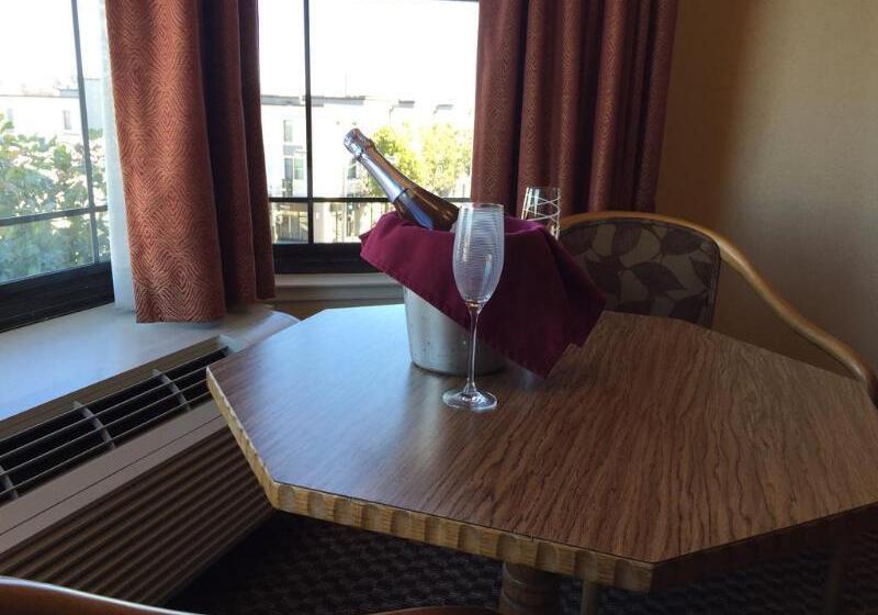 בית מלון כפרי Coventry Motor Inn