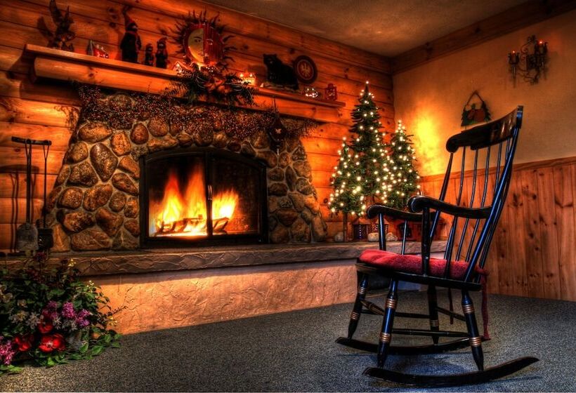 فندق Covered Bridge Riverview Lodge