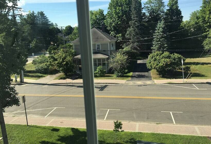 فندق Cranmore Inn