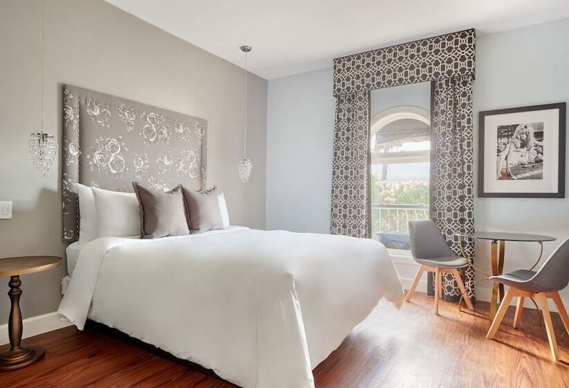 هتل The Crescent Powered By Sonder