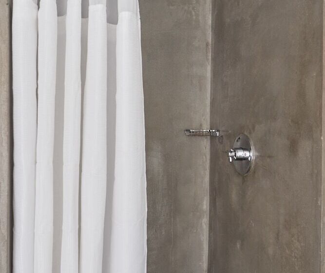 בית מלון כפרי The Crescent Powered By Sonder