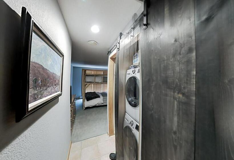 호텔 Crestview Place 307a