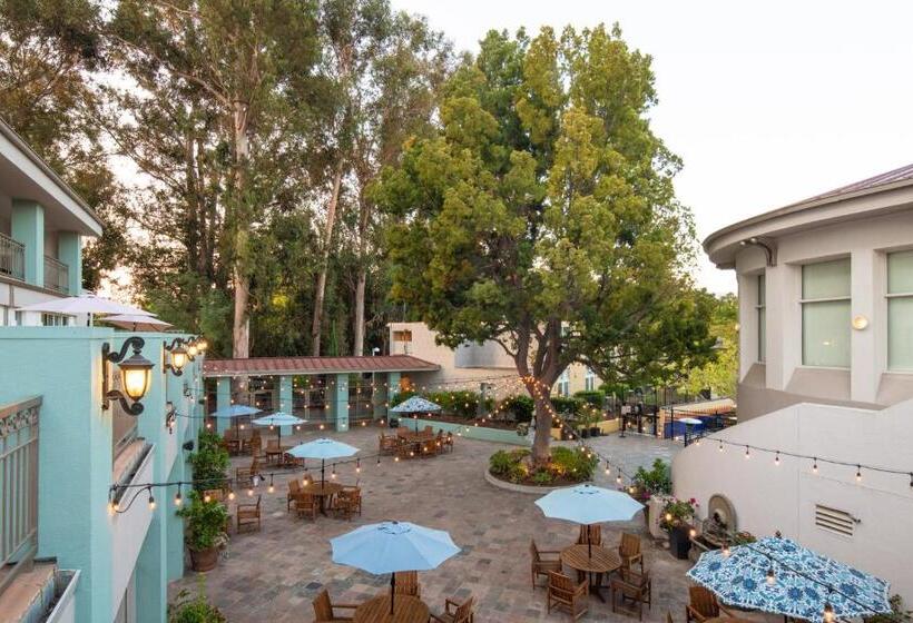 Crowne Plaza Cabana Hotel, An Ihg