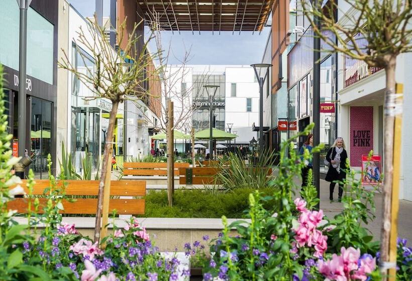 Crowne Plaza Cabana Hotel, An Ihg