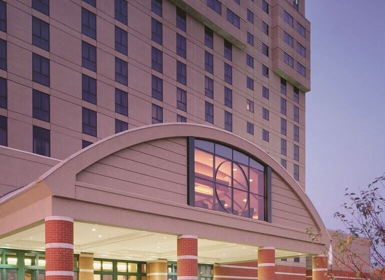 호텔 Crowne Plaza Springfield Convention Center, An Ihg
