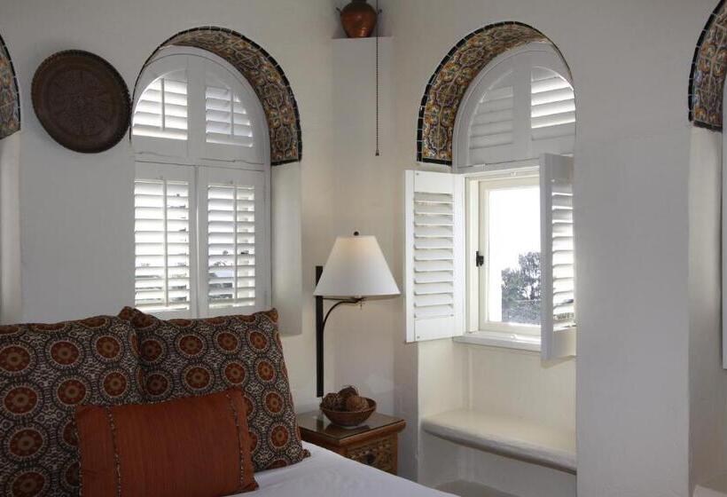 فندق Cypress Inn