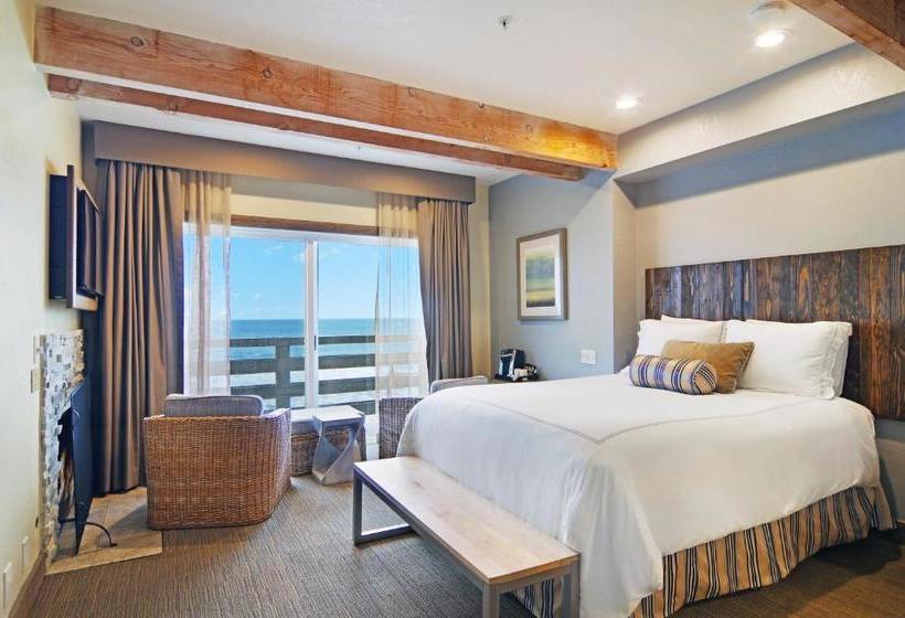 בית מלון כפרי Cypress Inn On Miramar Beach