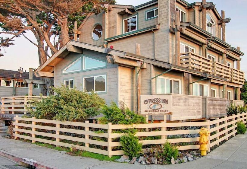 בית מלון כפרי Cypress Inn On Miramar Beach