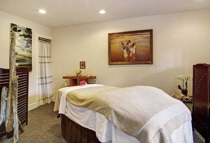 בית מלון כפרי Cypress Inn On Miramar Beach