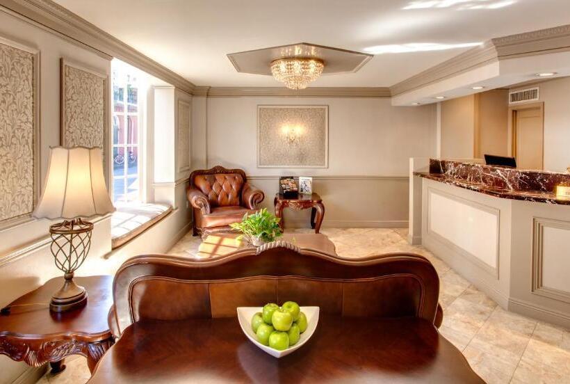 Отель Dauphine Orleans