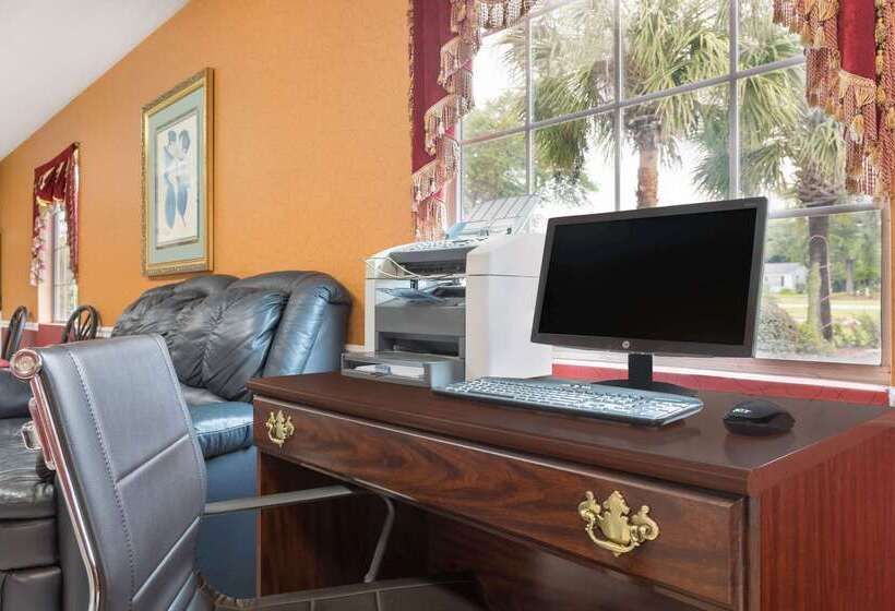 ホテル Days Inn By Wyndham Barnwell