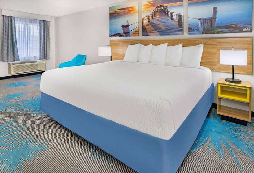 Отель Days Inn By Wyndham Barnwell