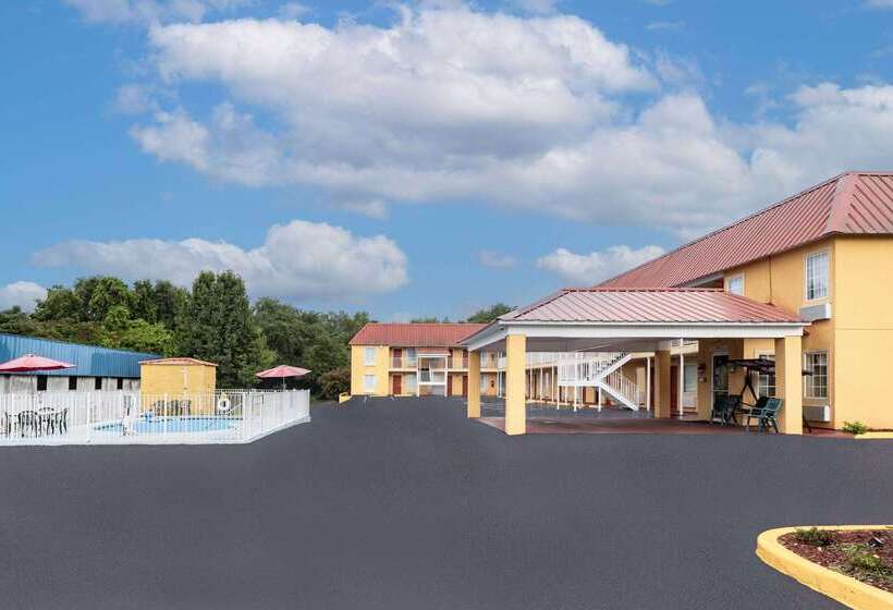 ホテル Days Inn By Wyndham Barnwell