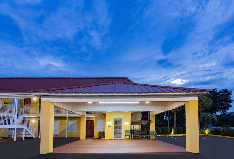 ホテル Days Inn By Wyndham Barnwell