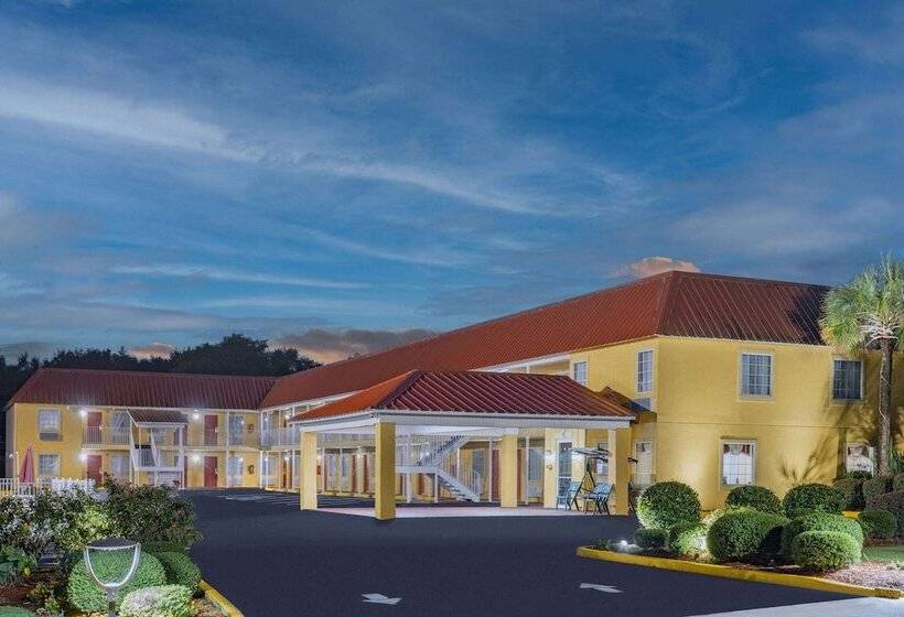 فندق Days Inn By Wyndham Barnwell